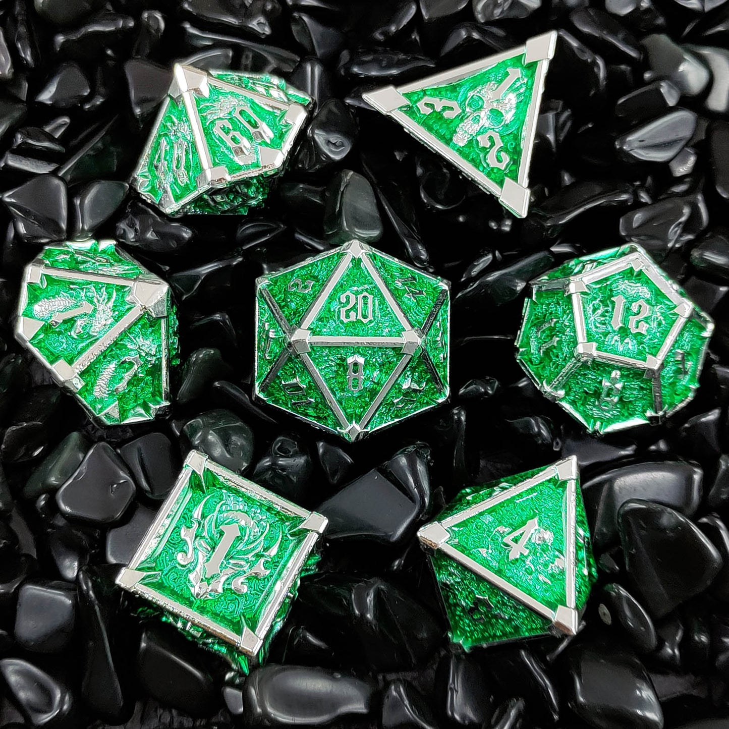 7-delige Metal Dice Set ‘Emerald Skull’
