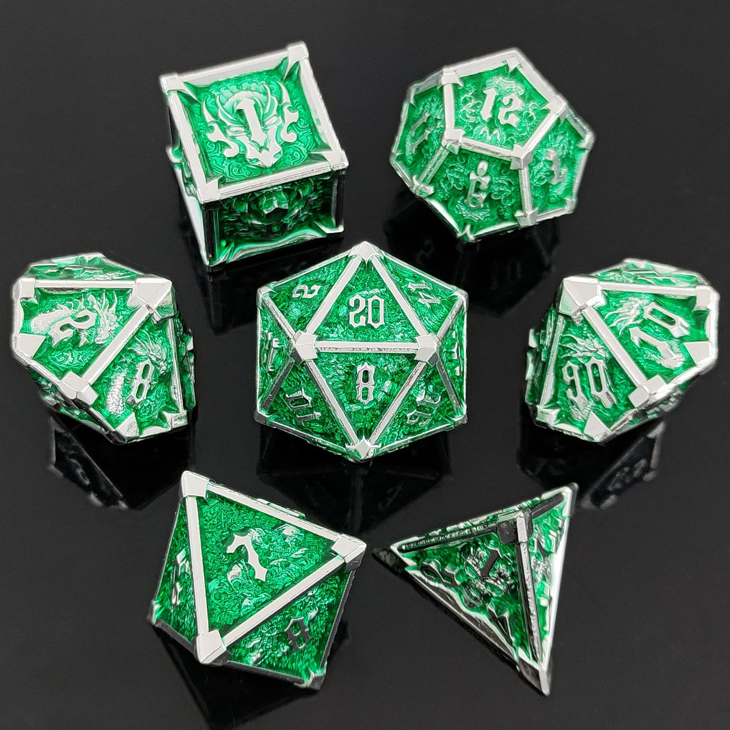 7-delige Metal Dice Set ‘Emerald Skull’