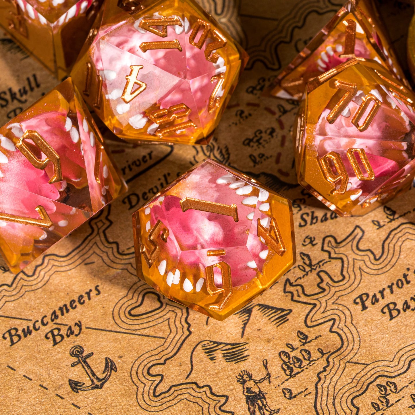 7 delige Resin Dice Set “Mimic’s Bite"