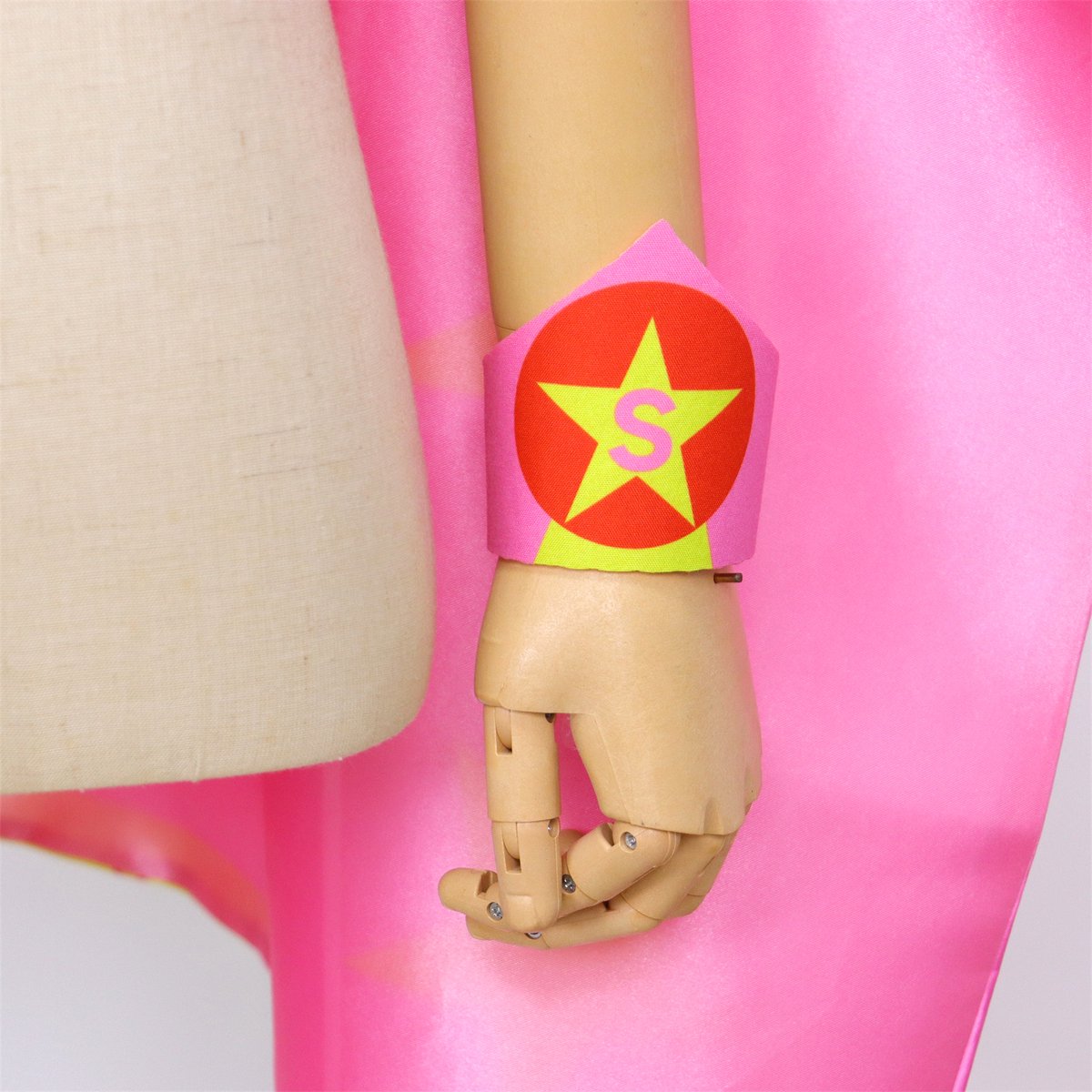 Verkleedset Superheldin Cape Masker Armbanden Roze met Gele Sterren
