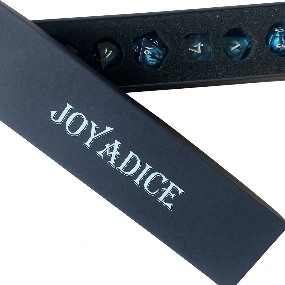 7 delige Liquid Core Resin Dice Set "Mystic Cat Silver"