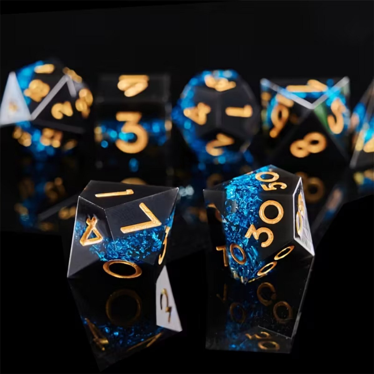 7 delige Resin Dice Set “Blue Shards”