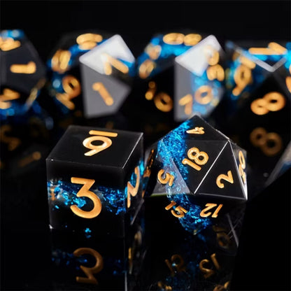 7 delige Resin Dice Set “Blue Shards”