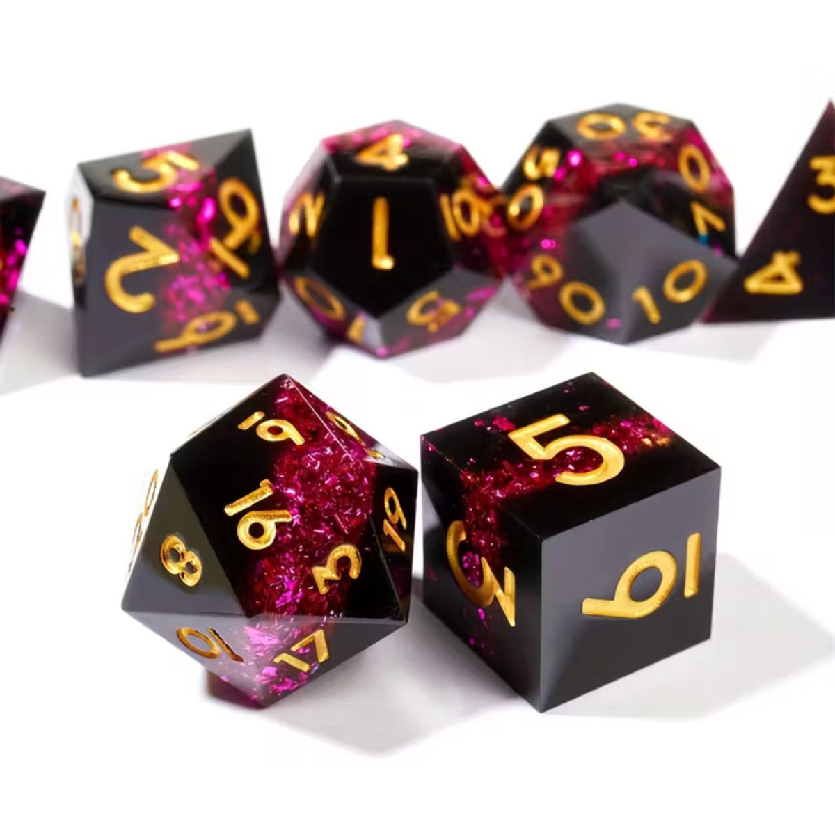 7 delige Resin Dice Set “ Magenta Shards”