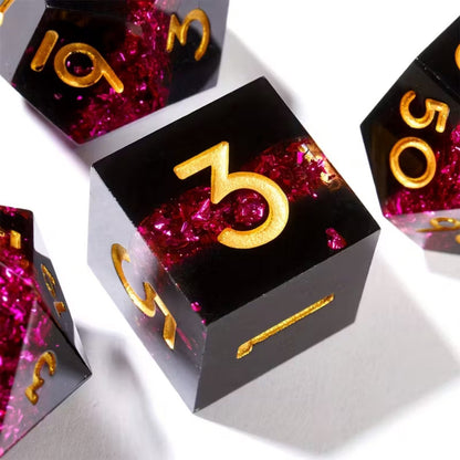 7 delige Resin Dice Set “ Magenta Shards”