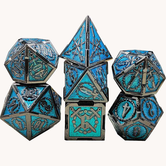 7-delige Metal Dice Set – “Mystic Relic” (Donkerblauw met Zwart)