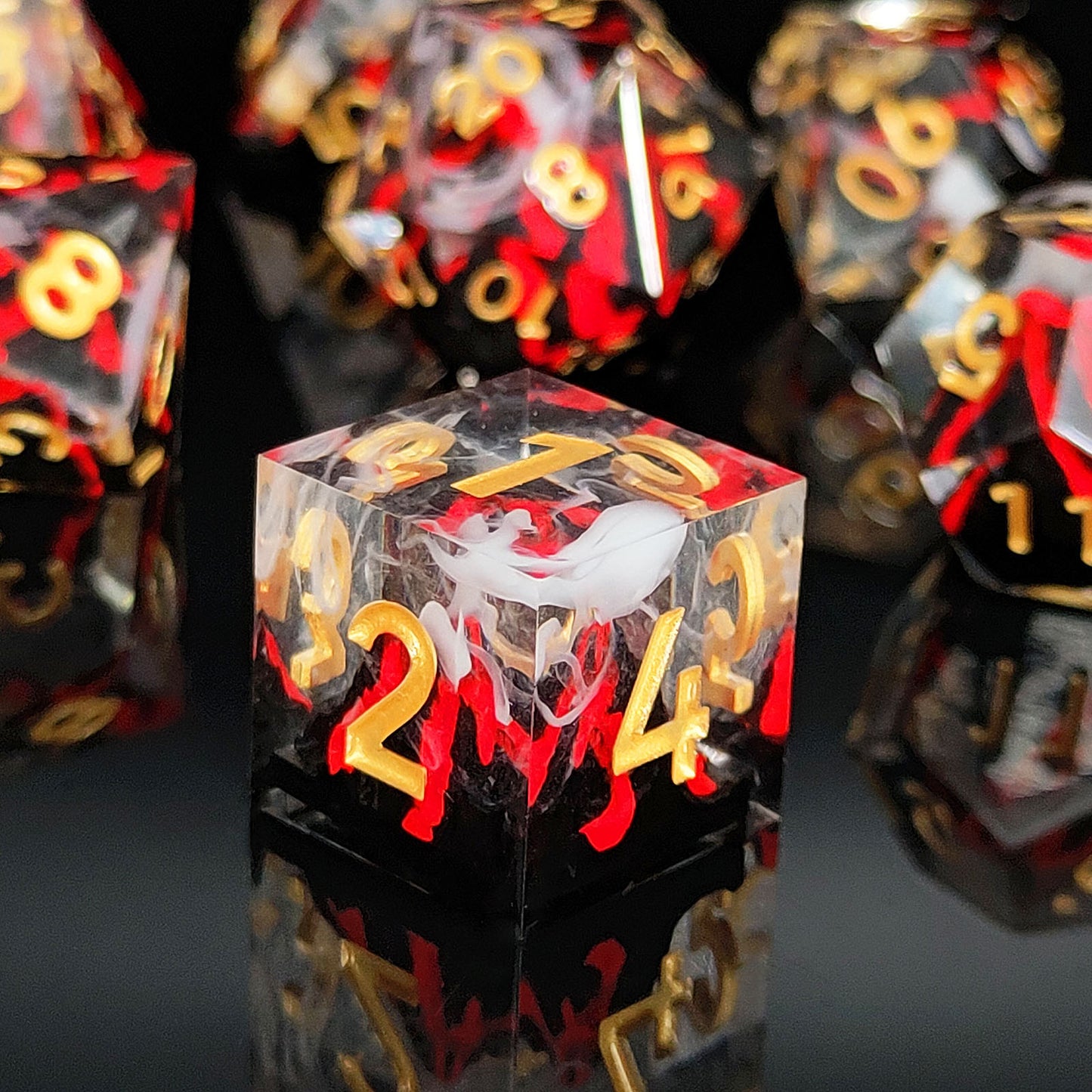 7 delige Resin Dice Set “Eruption Core"