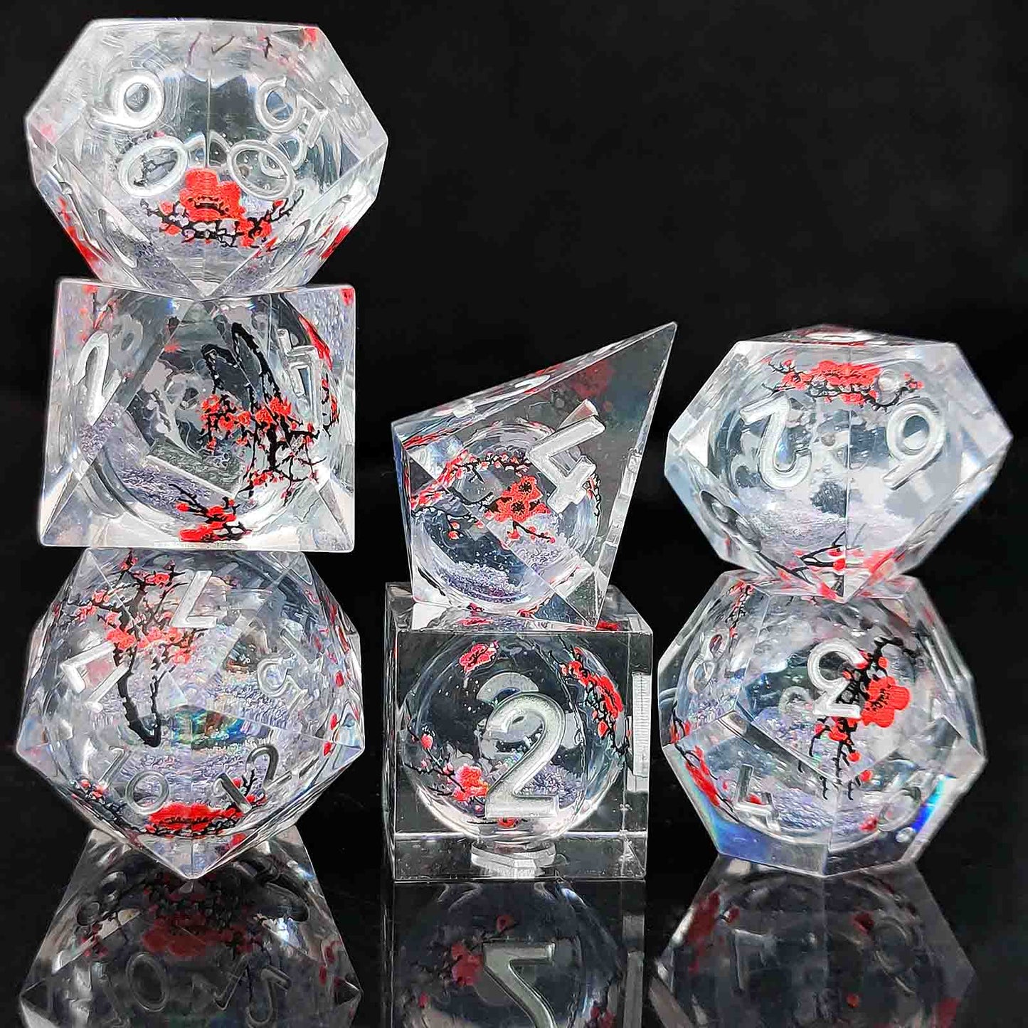 7 delige Resin Liquid Core Dice Set “Silver Sakura Dream"