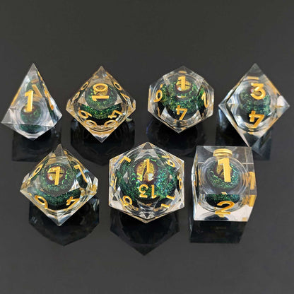 7 delige Liquid Core Resin Dice Set “Draken Oog"