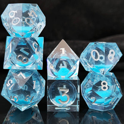 7 delige Resin Dice Set “Luminous Ocean Glow"