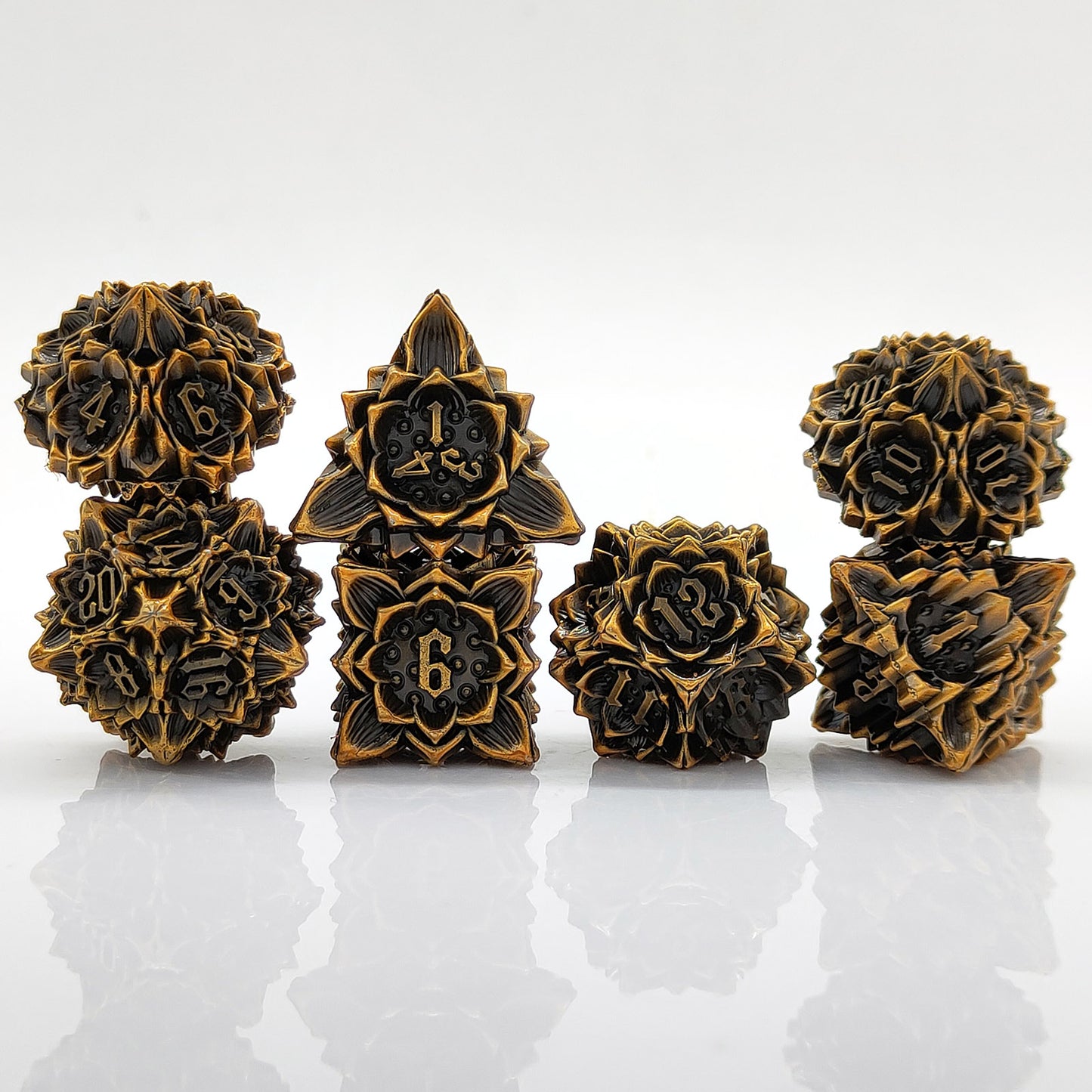 7 delige Metal Dice Set “Flower"