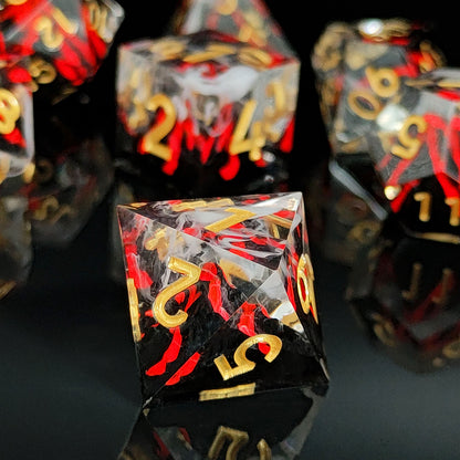 7 delige Resin Dice Set “Eruption Core"