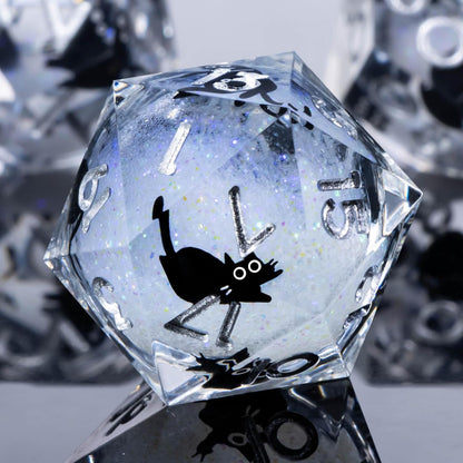 7 delige Liquid Core Resin Dice Set "Mystic Cat Silver"