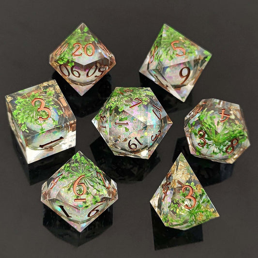 7 delige Liquid Core Resin Dice Set "Verdant Grove"