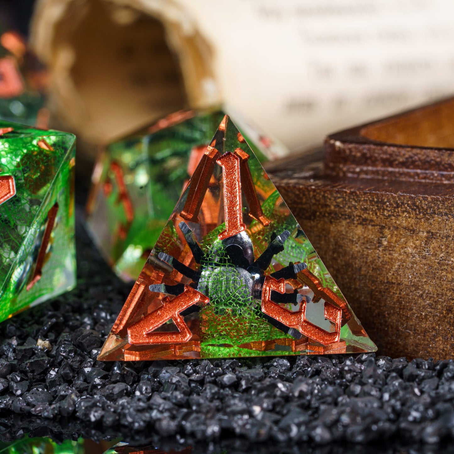 7 delige Resin Dice Set “Emerald Spider"