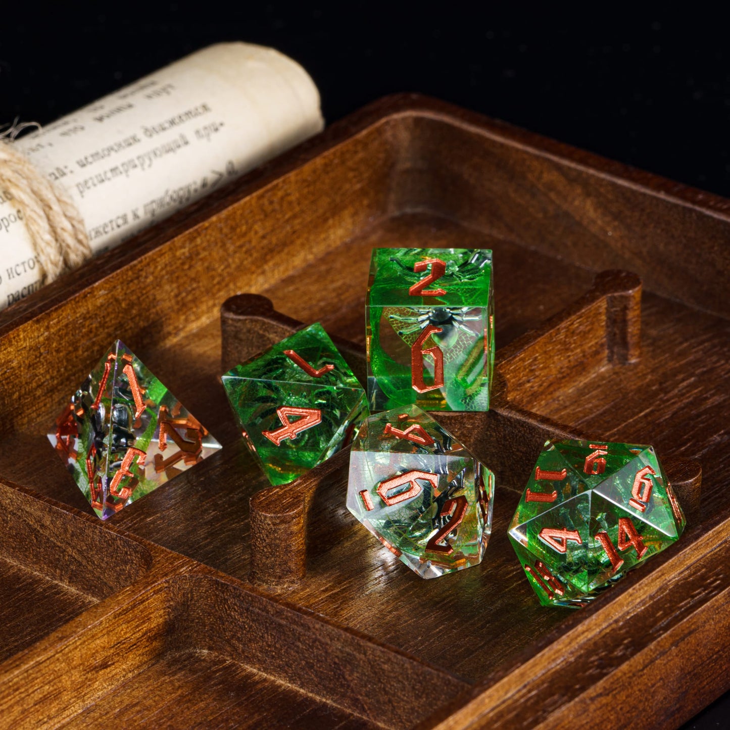 7 delige Resin Dice Set “Emerald Spider"