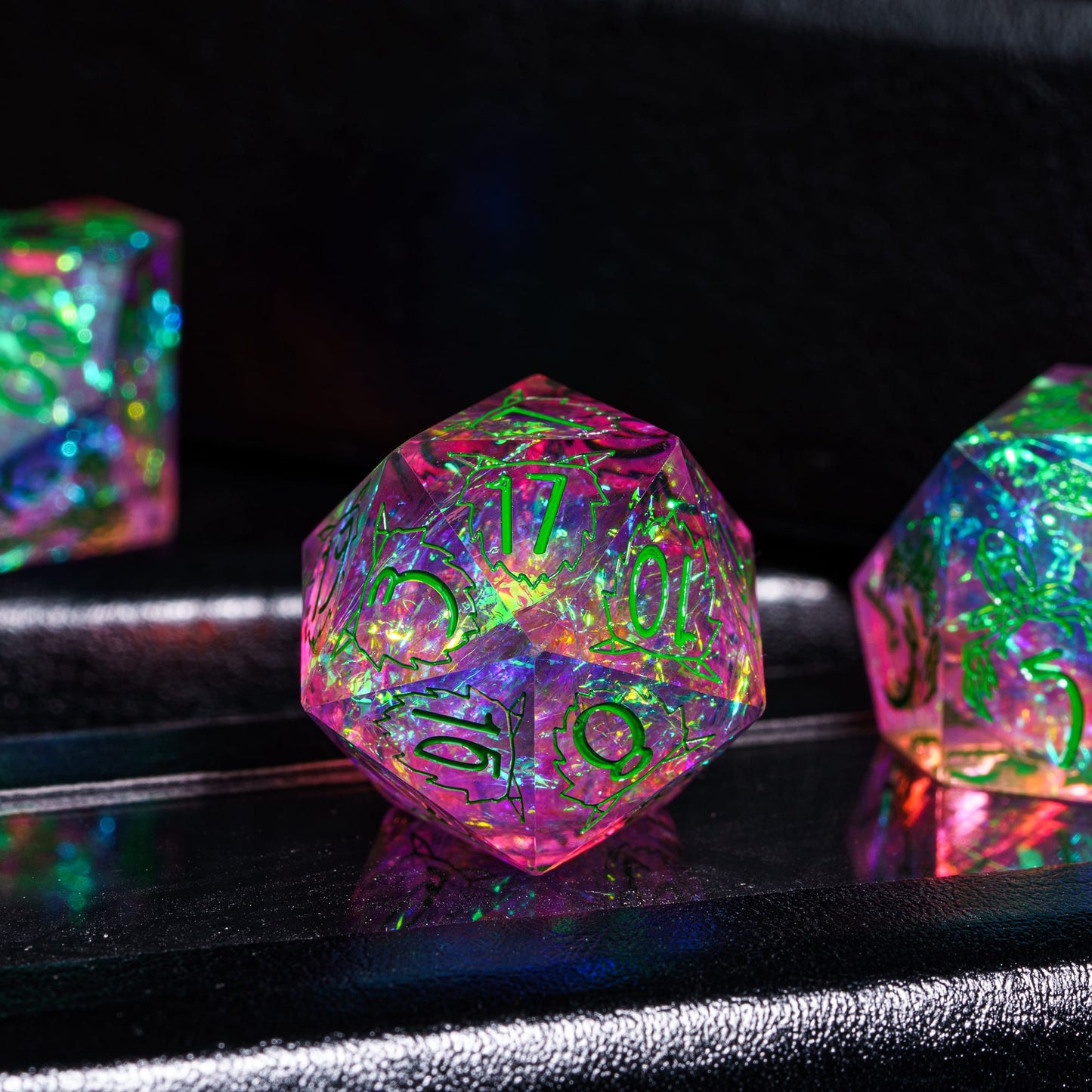 7 delige Resin Dice Set “Prismatic Spirit"