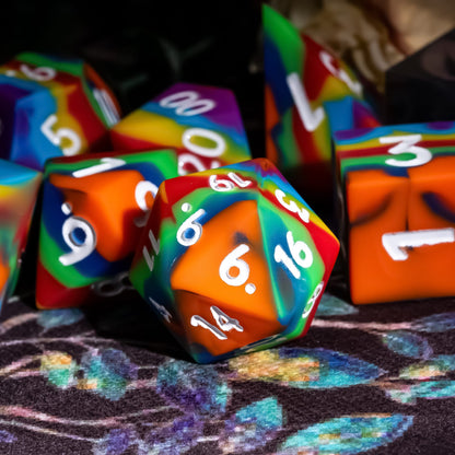 7 delige Siliconen Bounce Dice Set Regenboog Donker