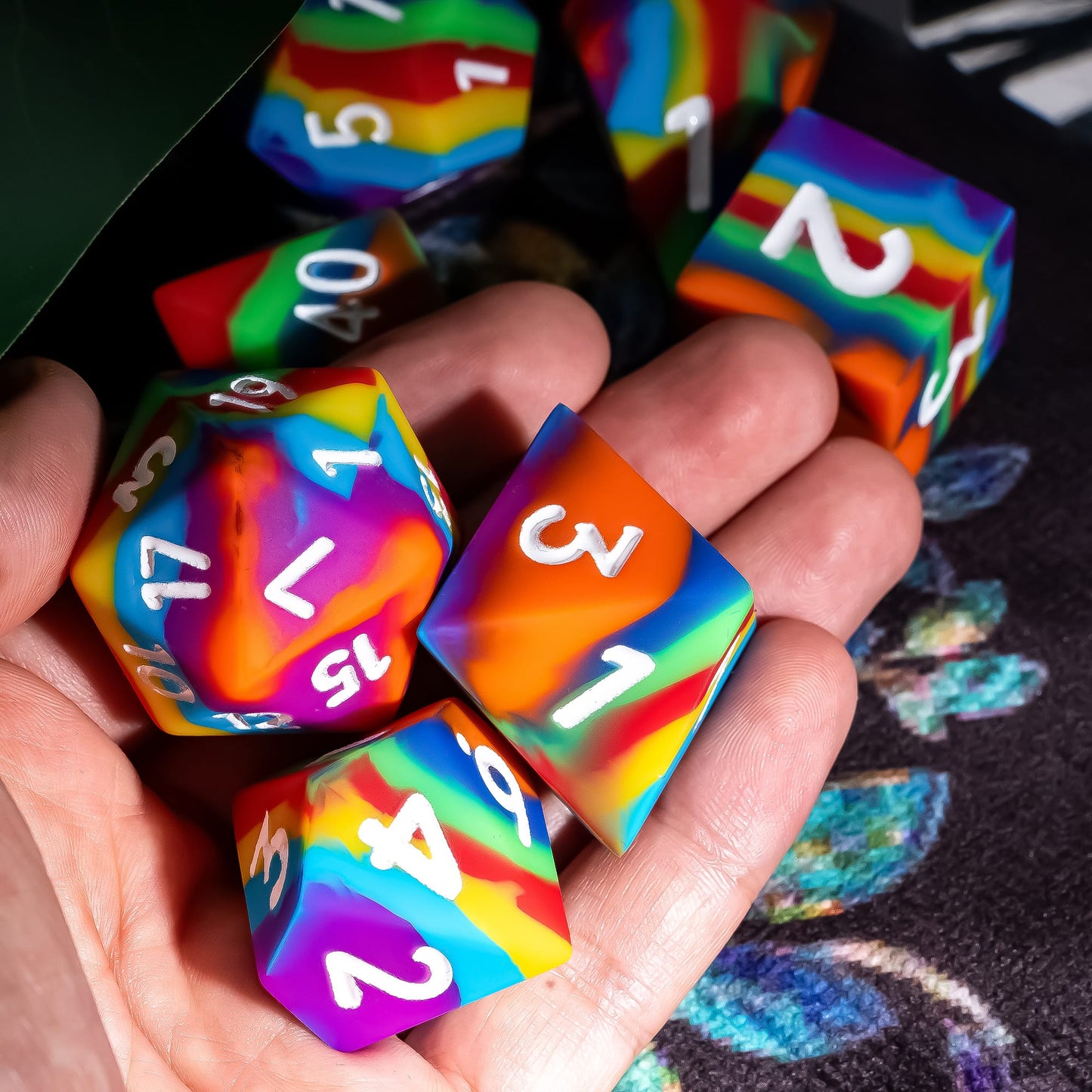 7 delige Siliconen Bounce Dice Set Regenboog Donker