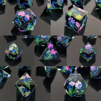 7 delige Resin Dice Set “Midnight Bloom”