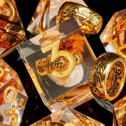 7 delige Resin Dice Set "The Ring Golden Radiance"