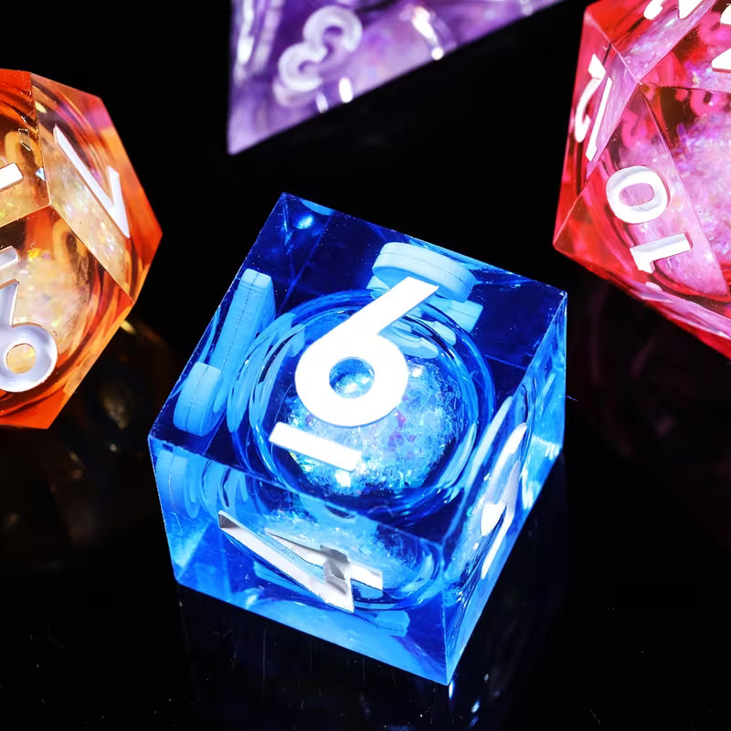 7 delige Liquid Core Resin Dice Set "Prism Stardust"