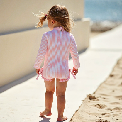 Badpak Lange Mouw Licht Roze met Streepjes en Roze Ruches Meisjes | Maat 0 - 3 Jaar