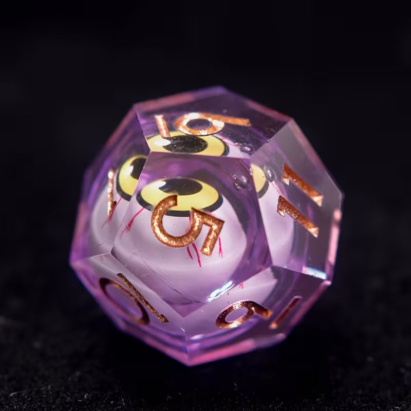 7 delige Liquid Core Resin Dice Set "Amethyst Watcher"