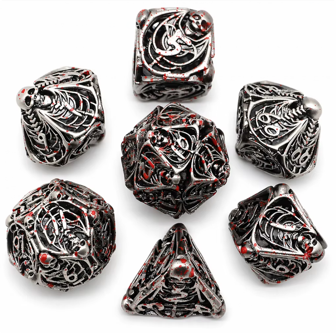 7 delige Metal Dice Set “Gravebone Silverblood”