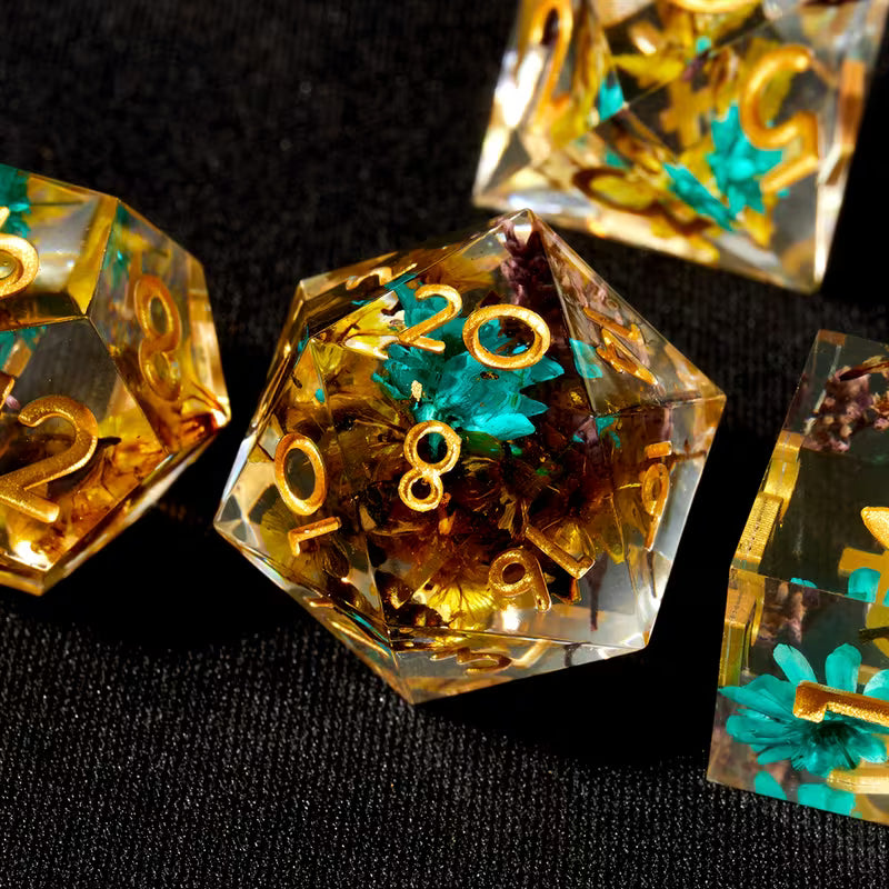 7 delige Resin Dice Set “Golden Leaf Bloom"