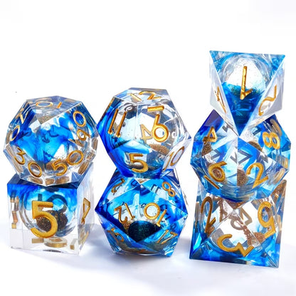 7 delige Liquid Core Resin Dice Set "Sapphire Stardust"