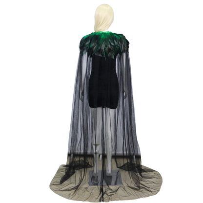 Zwarte Luxe Dramatische Cape met groene Verenkraag en broche