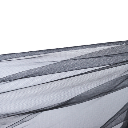 Zwarte Luxe Dramatische Cape met groene Verenkraag en broche